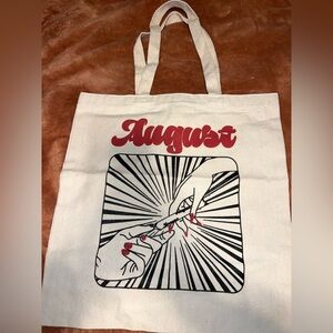 August cloth tote bag!